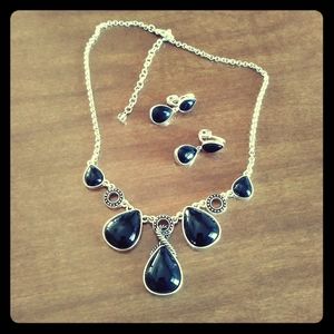 Necklace & Earing Set
